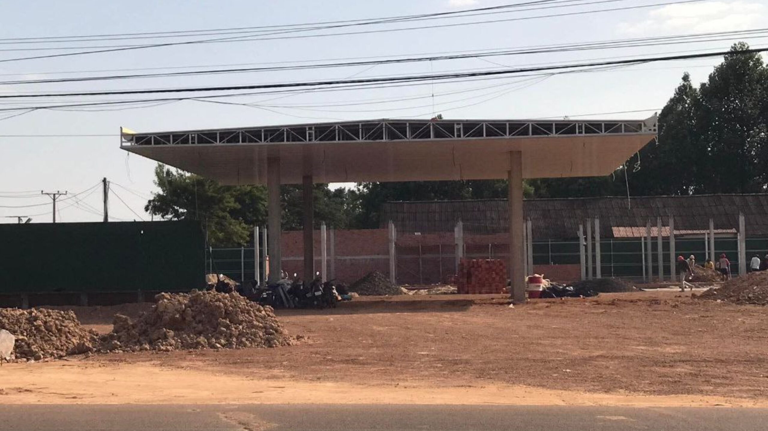 ដីរបស់រដ្ឋមួយចំនួននៅក្នុងភូមិសាស្ត្រស្រុកជីក្រែង ត្រូវបានគេយកចែកគ្នាធ្វើជាកម្មសិទ្ធផ្ទាល់ខ្លួន