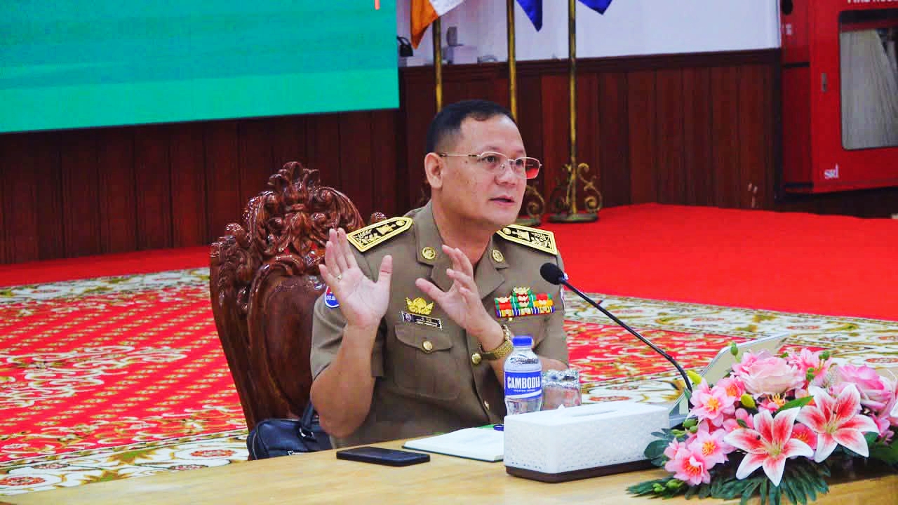 អាជ្ញាធរខេត្តសៀមរាប ព្រមានធ្វើតាមផ្លូវច្បាប់ ចំពោះម្ចាស់អាជីវកម្មជីកយកអាចម៍ដី ដែលគ្មានអាជ្ញាបណ្ណអនុញ្ញាត