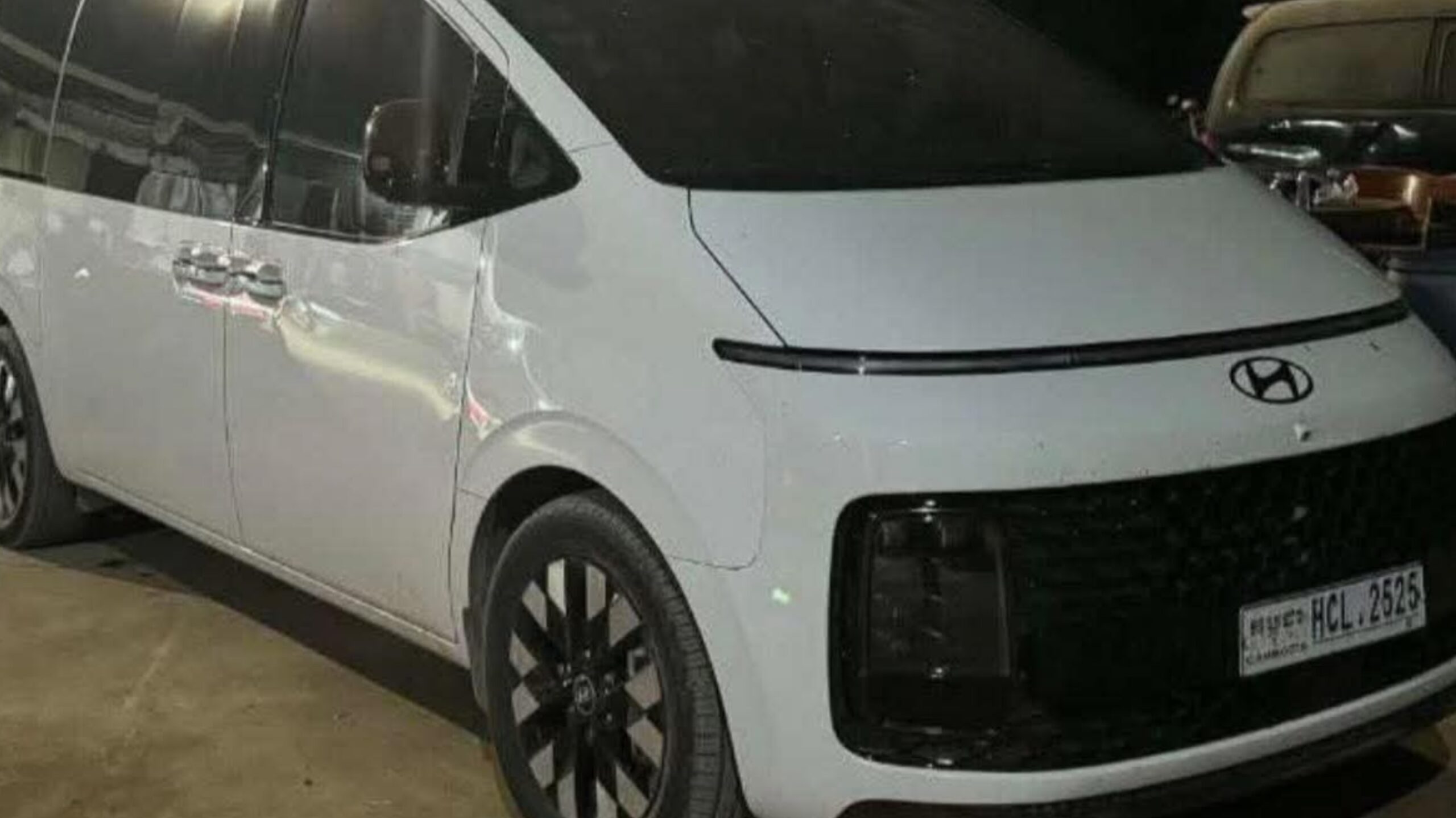 លោកផែង វណ្ណៈ ៖ ហេង​ ឆៃលី​ គេចខ្លួន​ពីការ​ទទួល​ខុសត្រូវ​ ដោយឲ្យមនុស្សម្នាក់​មកទទួល​ជំនួស​ ចង់​ដូរ​មនុស្ស​គេចពី​សំណាញ់​ច្ច្បាប