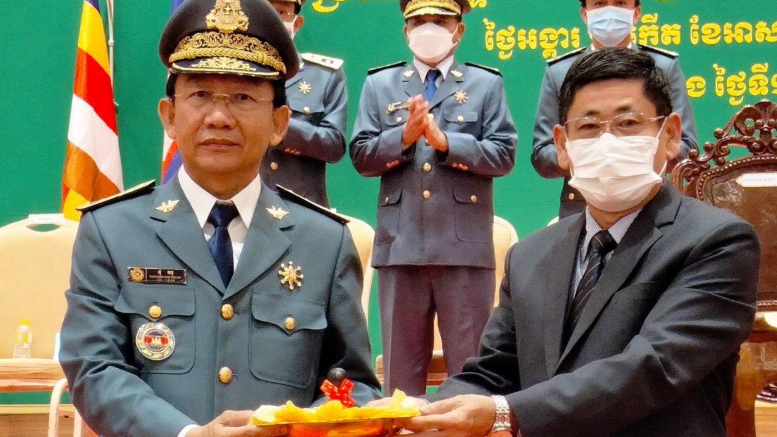 លោកទុំ ណូ មេគយខេត្តកោះកុង ល្បីល្បាញរឿងអាស្រូវពេញបន្ទុក