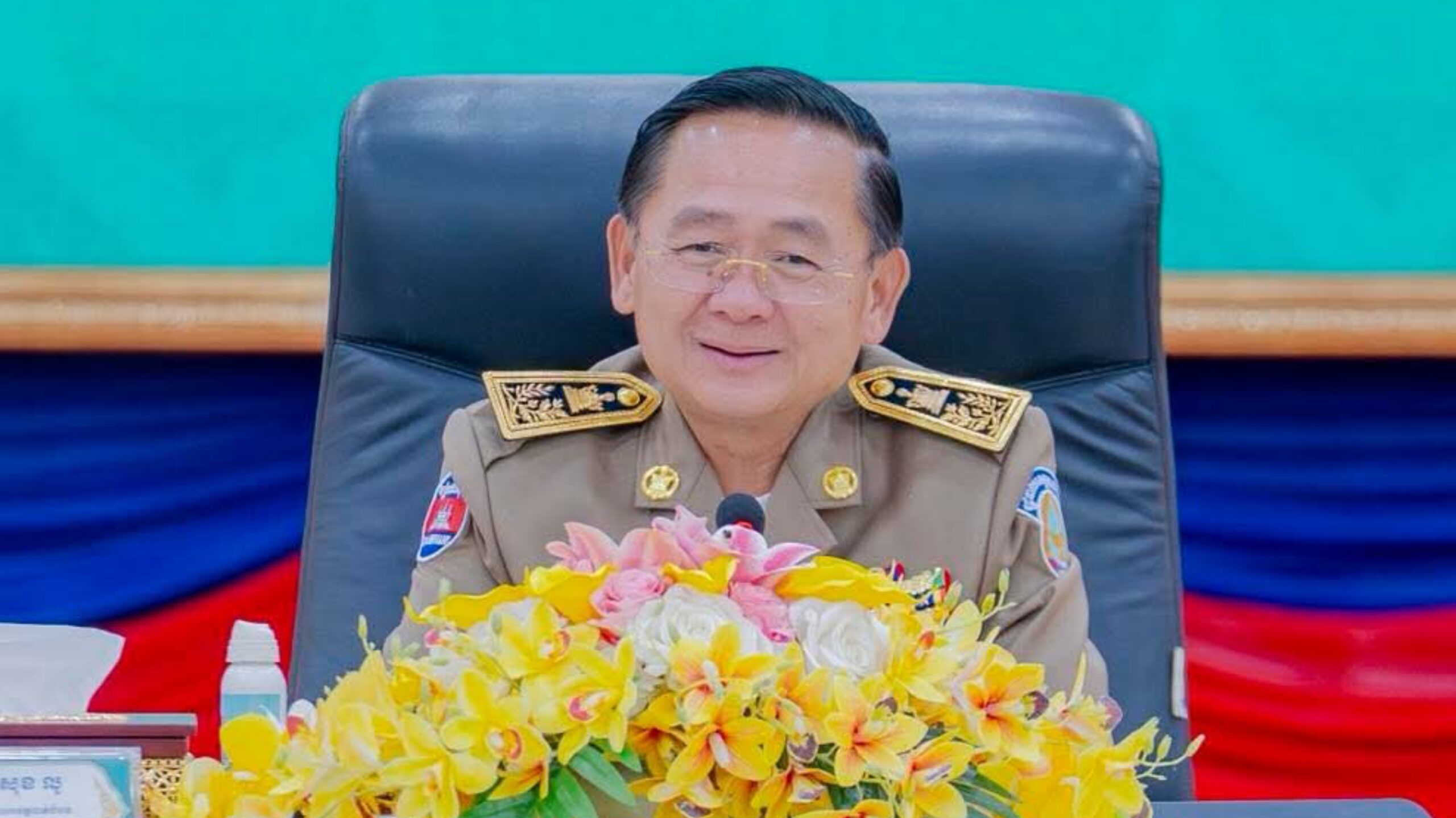 អភិបាលខេត្តបាត់ដំបង ប្រាប់មន្ត្រីទប់ស្កាត់ឱ្យបានជាដាច់ខាតស្គែមអនឡាញកើតឡើងនៅតាមមូលដ្ឋានរបស់ខ្លួន